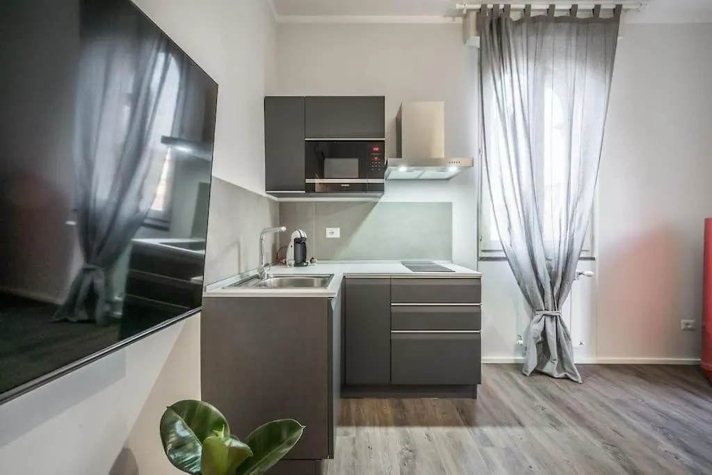 Cucchiari Suite 6B Modena Italy
